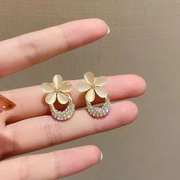 DressBerry Contemporary Studs Earrings-image-98