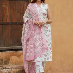 PEENGAX Women Floral Printed Cotton Kurta with Trousers & Dupatta-image-89