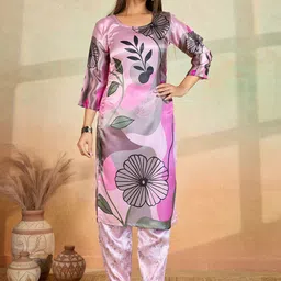 Women Basket Floral Printed Round Neck Straight Kurta With Trousers-13