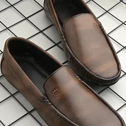 FUNNY FIRE Men Brown Relaxed Casual Slip-On Loafers-picture-44