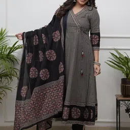 KALINI Chevron Printed V-Neck Angrakha A-Line Kurta With Trousers & Dupatta image 2