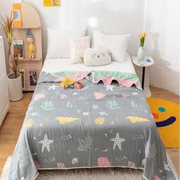 JC HOME Grey & White Ethnic Motifs AC Room 400 GSM Double Bed Quilt-image-83