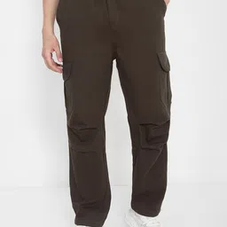 SHOWOFF Men Solid Comfort Straight Fit Low-Rise Casual Trousers-image-99