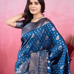 NIWAA Woven Design Zari Pure Silk Kanjeevaram Saree-36