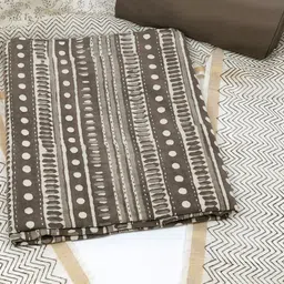 KAMI KUBI Geometric Printed Pure Cotton Unstitched Dress Material-image-68