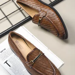WAVE WALKER Men Loafers-image-62