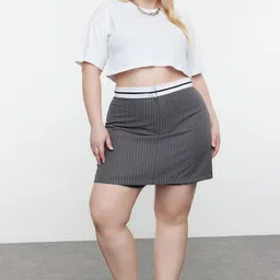 Trendyol Women Striped Checked Shorts-image-63