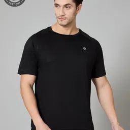 TURNFIT Men Applique T-shirt-picture-36