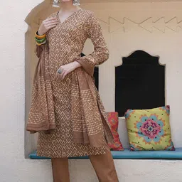 Taavi Women Geometric Printed Cotton A-Line Kurta with Trousers & Dupatta-54