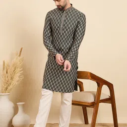 House of Pataudi Geometric Embroidered Thread Work Mandarin Collar Straight Kurta-image-28