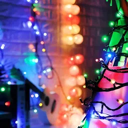 ENORMITY Red & Green Bulb Shape String Lights image 4