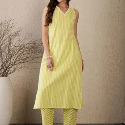 Indo Era Women Printed Regular Pure Cotton Kurta with Trousers-image-78