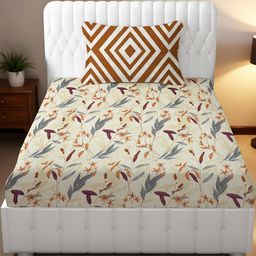 IVAZA Maroon Microfiber 240 TC Bedsheets-image-1