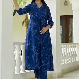 GoSriKi Women Floral Printed Empire Kurta with Trousers-picture-57