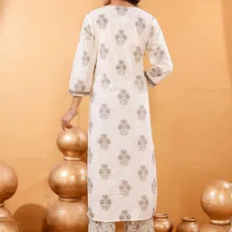 Chandbaali Floral Printed Notch Neck Pure Cotton Straight Kurta With Trousers & Dupatta-picture-30