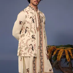 KALPRAAG Men Floral Embroidered Regular Sequinned Kurta with Trousers & With Dupatta image 4