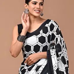 Crafts Moda Geometric Pure Cotton Block Print Saree-19