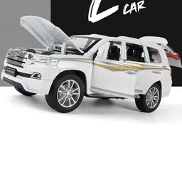 COELON 1:32 Land CruiserLight Sound Pull Back Toy Car-25
