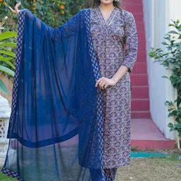 GULMEHAK Women Floral Printed Regular Pure Cotton Kurta with Palazzos & Dupatta-picture-22