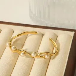 DIVASTRI Women Antique Gold-Plated Cuff Bracelet-39