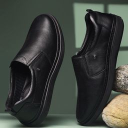 Bata Men Slip-On Sneakers-23