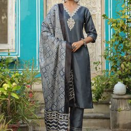 INCHEME Yoke Design V Neck Kurta With Trousers & Dupatta-picture-24