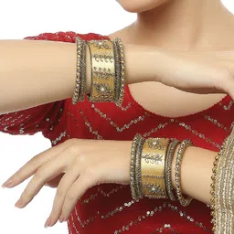 OOMPH Set Of 10 Kundan-Studded Bangles image 3