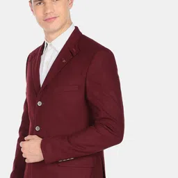 AD By Arvind Men Maroon Solid Twill Weave Convertible Collar Blazer-image-3