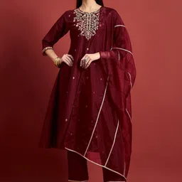 all about you Women Floral Embroidered Regular Kurta with Trousers & With Dupatta-36