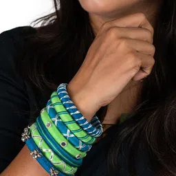 Taasha Craft Set Of 7 Threaded & Mirror Studded Bangles image 5