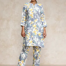 Varanga Women Printed Regular Kurta with Trousers-picture-20