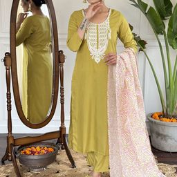Ekta Textiles Floral Yoke Design Round Neck Thread Work Kurta With Trouser & Dupatta image 2