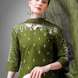 APNISHA Women Embroidered Regular Thread Work Kurta with Pyjamas & Dupatta image 3