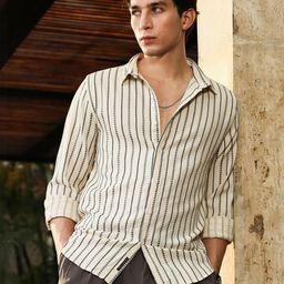 Campus Sutra Men Comfort Fit Vertical Striped Spread Collar Cotton Casual Shirt-image-67