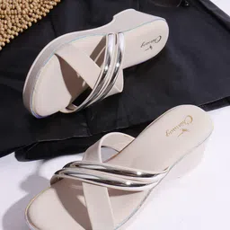 CHINRAAG Women Platform Heeled Sandals-37