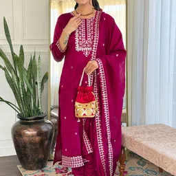Twika Women Floral Embroidered Regular Kurta & Trousers With Dupatta-54