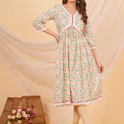 MomsBae Floral Printed Cotton Feeding Kurta-image-42
