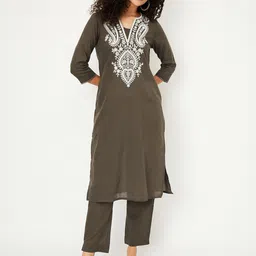 max Women Ethnic Motif Embroidered Thread Work Kurta with Trousers-38