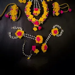 BALIKA VADHU Floral Beaded Haldi Jewellery Set-20