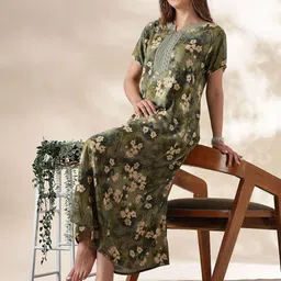 9shines Label Women Printed Maxi Nightdress-picture-19