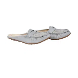 saanvishubh Women Grey Synthetic Leather Casual Shoes-picture-40