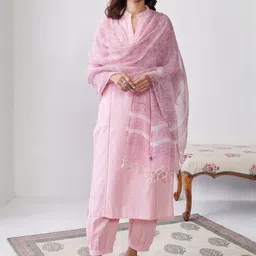 Brand Hill Mandarin Collar Straight Beads and Stones Kurta With Trouser & Dupatta-picture-3