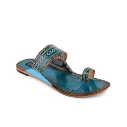 STYLE SOCIO FASHIONS Women Kolhapuri One Toe Flats-picture-7