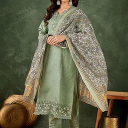 VredeVogel Women Embroidered Regular Kurta with Trousers & With Dupatta-54