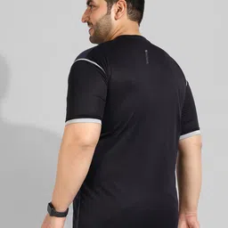 Instafab Plus Men Plus Size Printed Flex T-shirt image 4