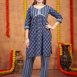 Sangria Girls Navy Blue Floral Printed V-Neck Empire Pure Cotton Kurta With Trouser-picture-36