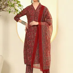 Nehamta Women Floral Printed Kurta with Trousers & Dupatta-picture-31