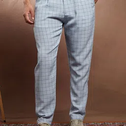 Campus Sutra Men Checked Comfort Relaxed Fit Mid-Rise Trousers-picture-17