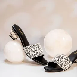 SHRIVAS BY ARCHITA MEHTA Women Embellished Ethnic Block Pumps-20