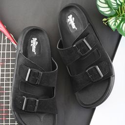 The Roadster Lifestyle Co Men Comfortable Sandals With Buckle Detailed-image-85